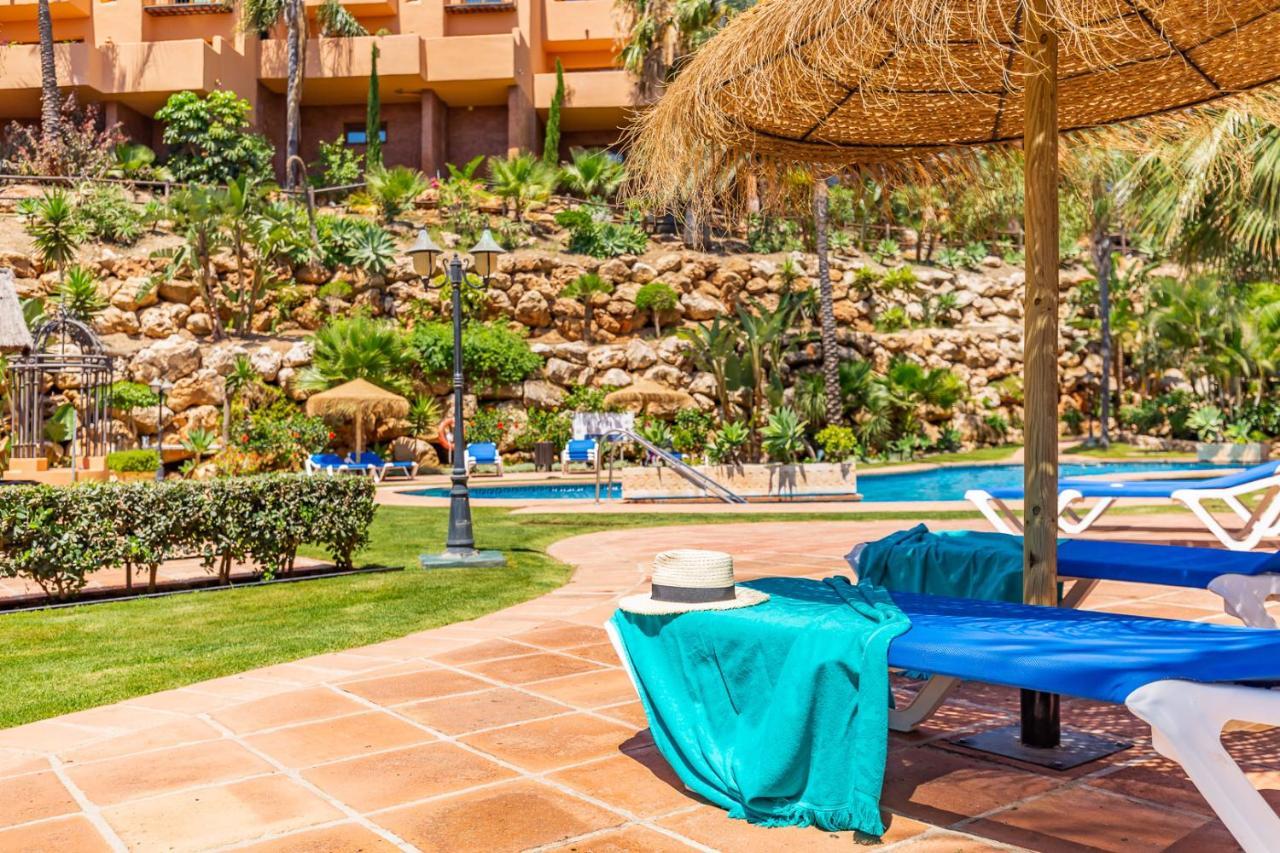 Garden Suite Beach & Relax Sitio de Calahonda Exteriör bild